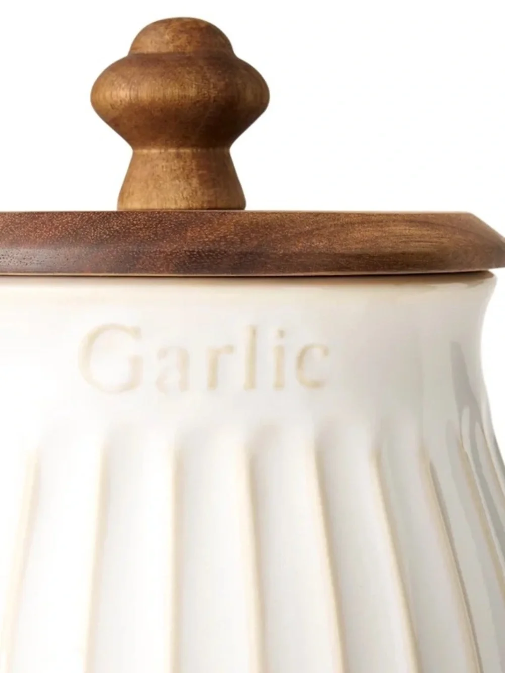 ✨The Pioneer Woman Colette Stoneware Garlic Keeper, White